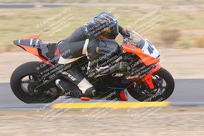 media/Sep-11-2022-SoCal Trackdays (Sun) [[81b7e951af]]/Turn 9 Inside (910am)/